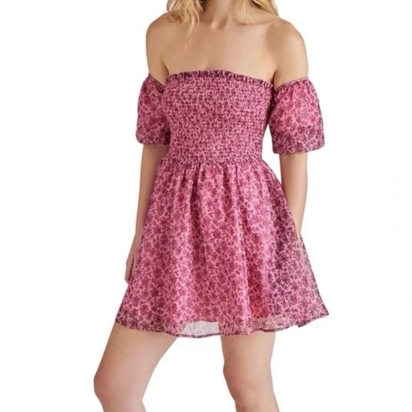 Betsey Johnson Dresses & Skirts - Betsey Johnson Pink Floral Puff Sleeve Smocked Mini Dress size Lg whimsical